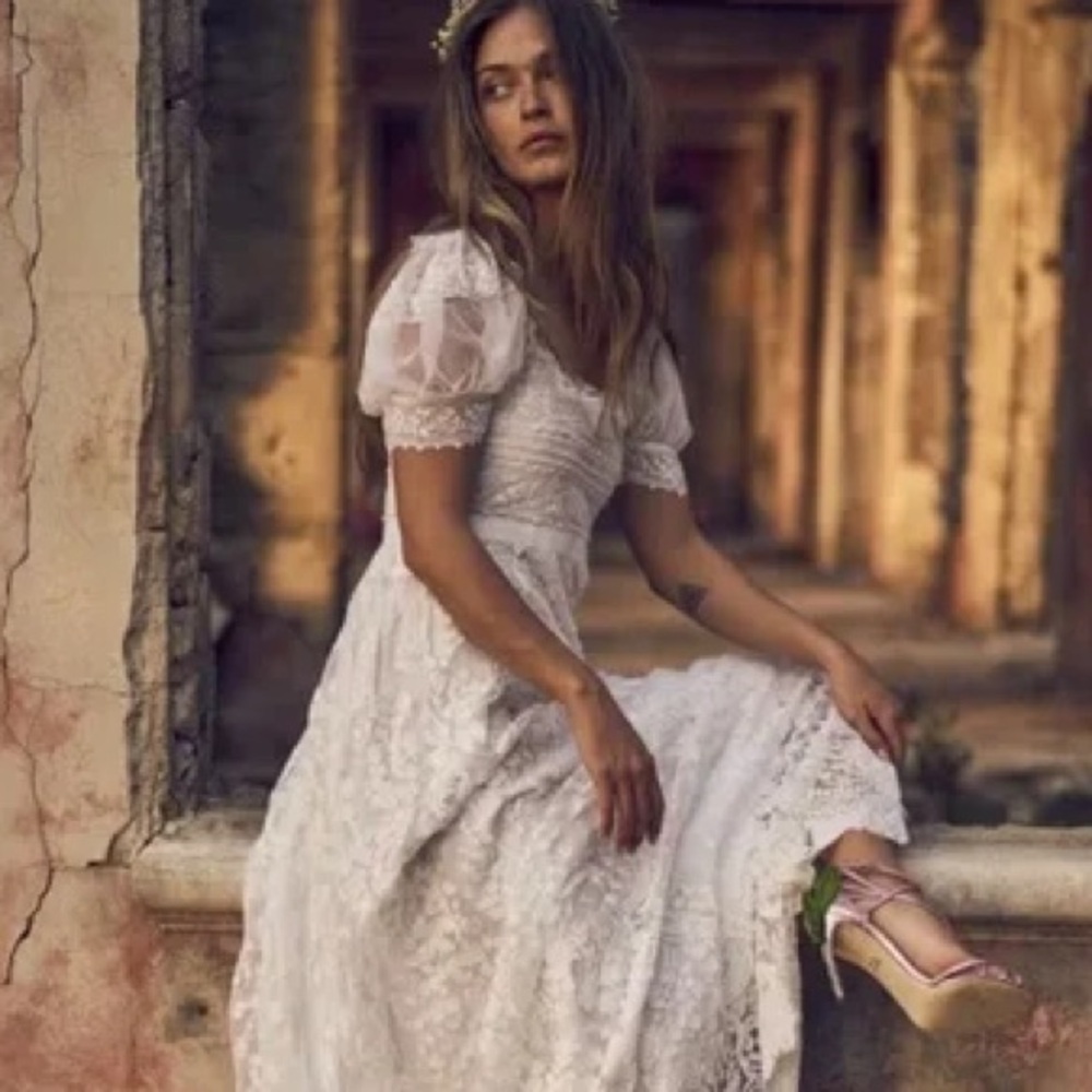 Bohemian White Gown Size XS Gorgeous Snow White Lace Fully Lined by Magnolia NEW - Picture 14 of 16